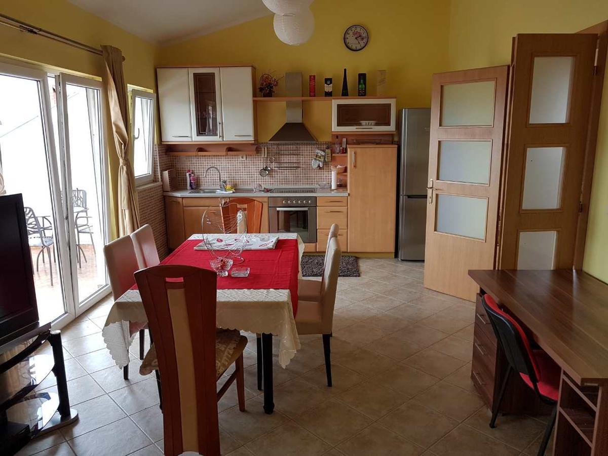 Porodicni Apartman Herceg Novi Exterior photo
